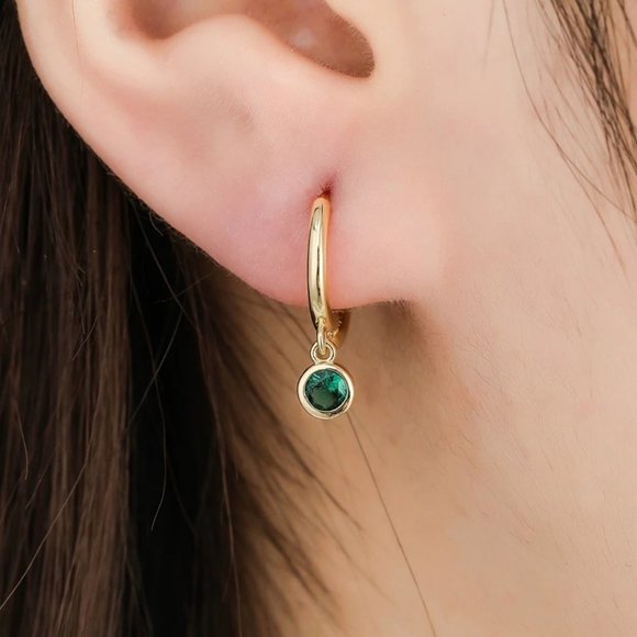 *NEW Gold Emerald Pearl Drop Huggie Hoop Earrings - Picture 3 of 7